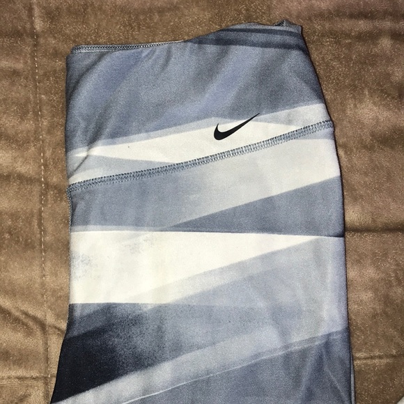 Dri-fit Nike leggings - Picture 4 of 5